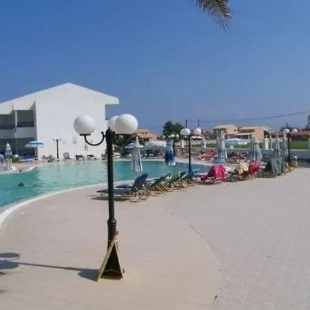 Kostas فندق