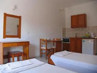 Kostas 2*